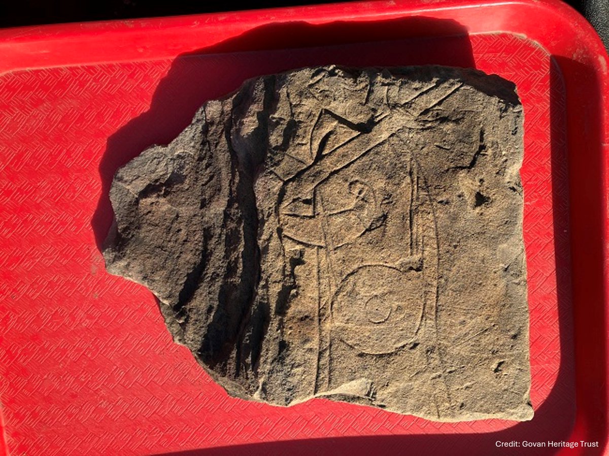 In 2023, a dig at Govan Old Churchyard near Glasgow unearthed an early medieval carved stone depicting a bearded 'warrior' carrying a shield and a weapon ⚔️ What else has been found at this ancient site? Join the lead archaeologist on 9 May to find out: digitscotland.com/events/dig-whe…