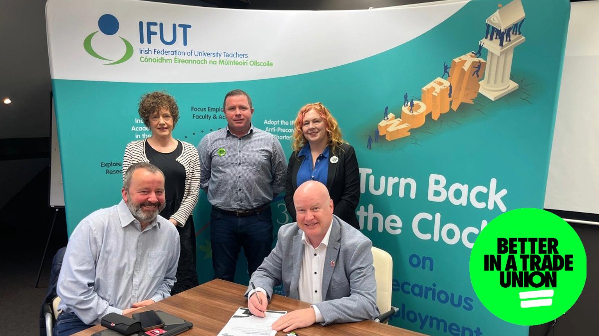 🎓✊ In the spirit of Trade Union Week, Senetor @paul_gavan pictured with @ifut GenSec @FrankJonesDGS and the @ifut_MIC Branch, signs the @irishcongress EU Election Manifesto committed to ending precarious employment. #TradeUnionWeek #BetterInATradeUnion #EuropeanElectionHustings