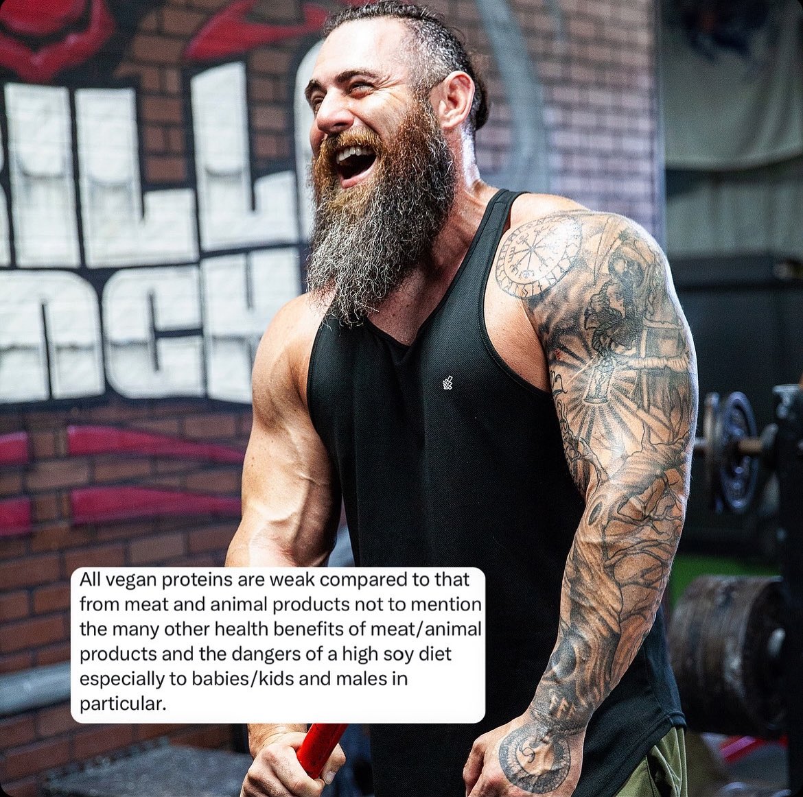 Your reaction when you know you're eating complete #vegan proteins with all the aminos necessary to build muscle. You can't help but laugh at the buffoonery😆🌱💪