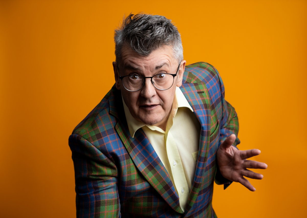 Comedian, actor, & author Joe Pasquale is putting on his comedy boots once again for The New Normal - 40 Years Of Cack! Returning to our stage this Sunday (5 May) you can hear Joe tell @BBCNottingham all about it 👉 bbc.in/3JMv2I2 ⏩ 2h:21m 🎟️ bit.ly/3x30yhV