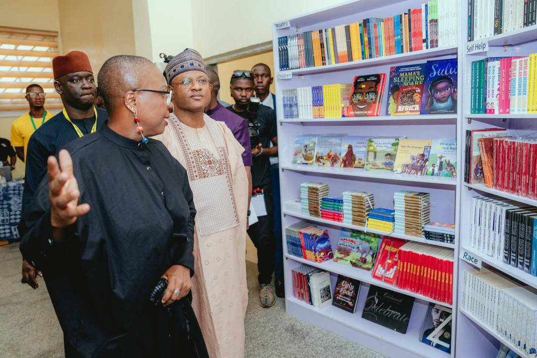 Governor @ubasanius had the privilege of inaugurating the 5th edition of the @KabaFest (#KABAFEST24) on Thurs, 2/5/2024. The festival brought together literary enthusiasts, publishers, authors, readers, booksellers, and other stakeholders in Nigeria's book ecosystem and beyond.