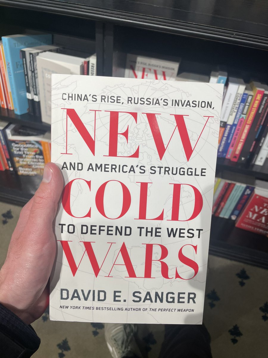 Out in shops “New Cold Wars” by @SangerNYT which covers all the spheres of conflict in which the United States simultaneously battles the growing influence of Russia and China - two very different adversaries. @ScribeUKbooks