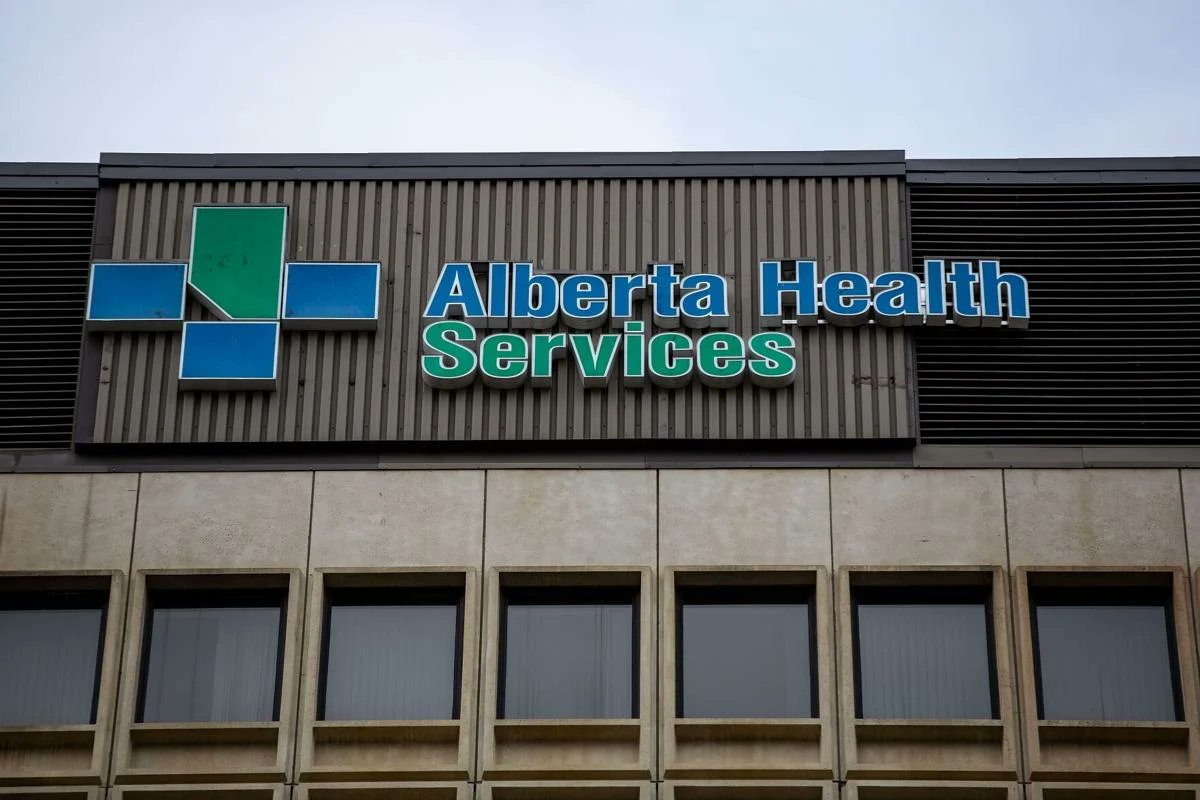 It's time for a Registered Nurse to lead AHS, or at least time to establish a Chief Nursing Officer role within the organization.

A short but sassy 🧵 that @SHoffmanAB is not going to like:

#NurseLeadership #alberta