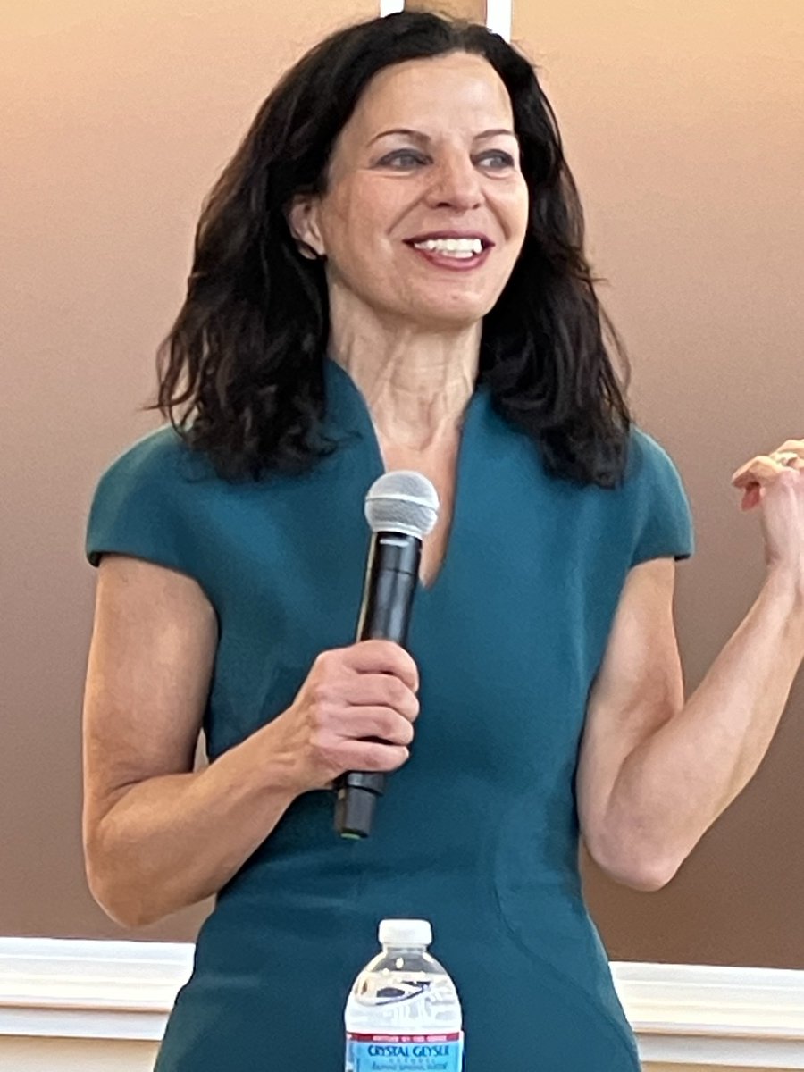⁦@juliettekayyem⁩ delivered a powerful morning keynote at the 16th annual Women in the Law Conference at NUSL. Kayyem delivered a powerful talk and shared key insights such as “Democracy is not just in the voting booth but in selecting your information sources.” #WIL24