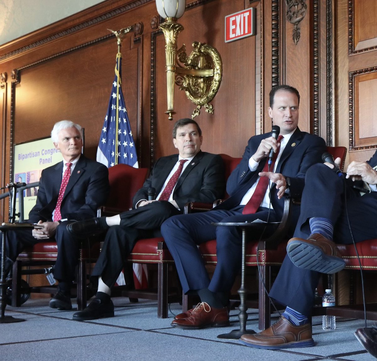 Thank you, @RepPfluger, for the invitation to join the Midland-Odessa Chamber of Commerce Panel this week. I had the opportunity to talk about how we are working together on @HouseCommerce to secure North American energy independence. And as chair of the Communications and…