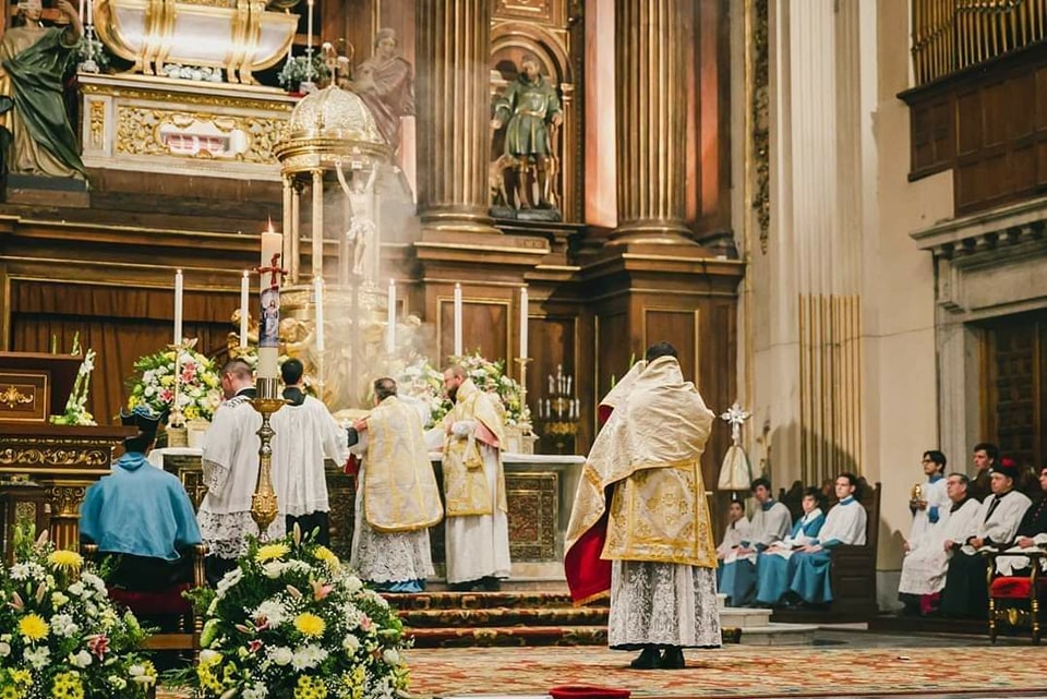 Celebración en Madrid del XXX aniversario de la presencia del Instituto Cristo Rey Sumo Sacerdote en España
Deo grátias!
Fotos: @ICKSP y @AsocSanFandila
#MisaTradicional #MisaTridentina #LatinMass #Tradicion