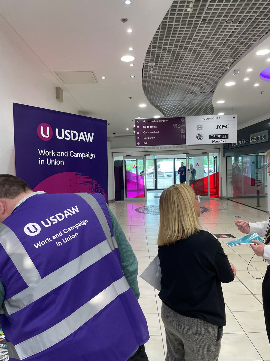 Yesterday for #TradeUnionWeek our friends @USDAW set up a stall in the Abbeycentre shopping centre. 

USDAW is one of UK’s largest trade unions. They spent the day talking with locals about the benefits of union membership and how we are all #BetterInATradeUnion!