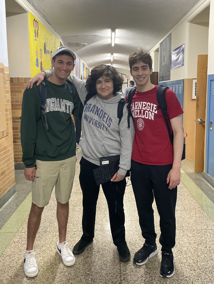 Last day of classes for our incredible seniors as they embark on their internships! Lots of laughs, tears, “Decision Day” gear and fun!💙💙<a href="/johnfalino1/">Dr. John Falino</a> <a href="/addonam/">Maria Addona</a>