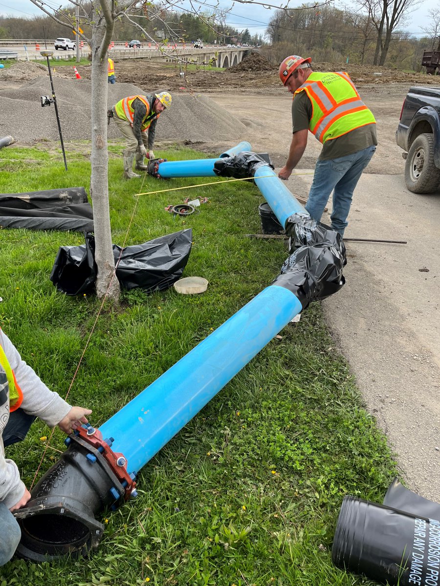 Work to install new hydrants and waterlines on Route 20 continues in the towns of Orchard Park and West Seneca in Erie County as the highway rehabilitation project progresses Use caution when driving through the work zone for our safety!