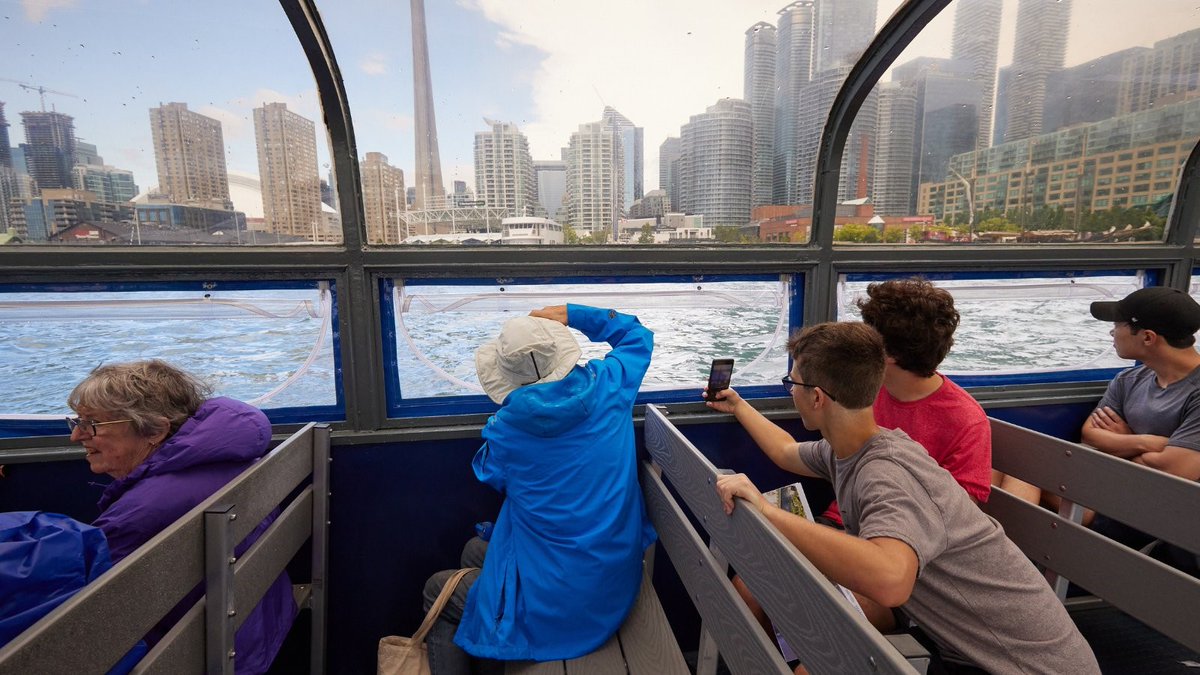 This spring and summer @WaterfrontTO is hosting Waterfront Boat Tours to showcase the change and growth along the water’s edge and uncover hidden details about popular waterfront destinations that you may not know. Tomorrow’s tour is sold out but there will be more opportunities…