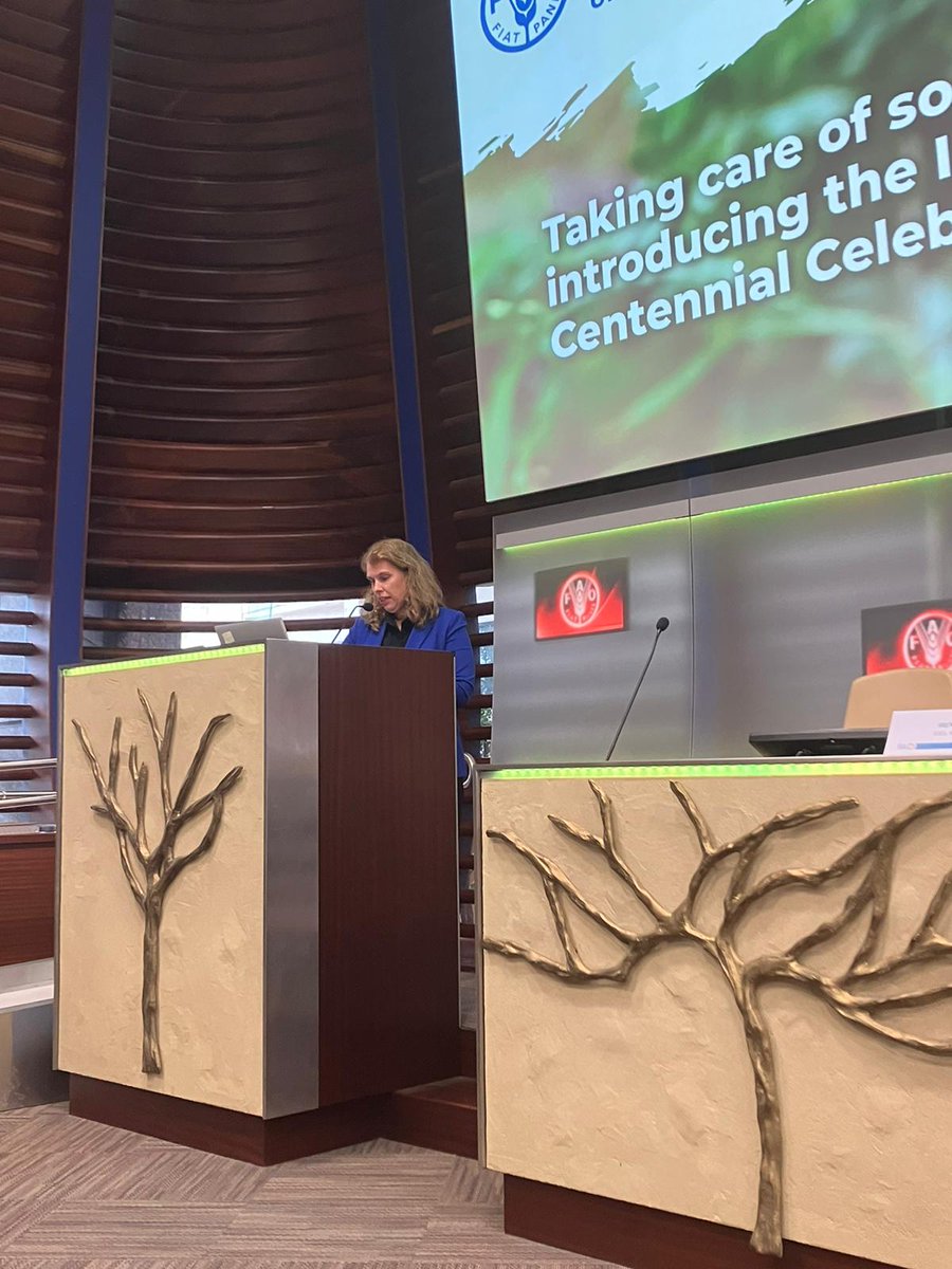 Today 🇪🇺 Ambassador @avalkenburg spoke at @FAO event dedicated to taking care of #soils, 

'It all starts with soil...'