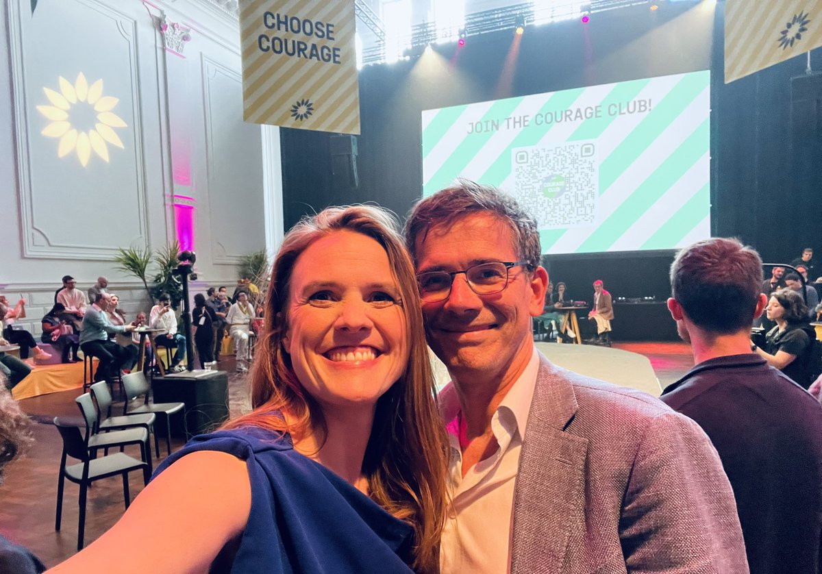 WE CHOOSE COURAGE 💚✨💕 @BasEickhout and I are ready to kick off our big election campaign event in Brussels. Fighting for the Green Deal. Fighting for justice. Fighting for equality. Standing up against the Far Right. Let’s do this.