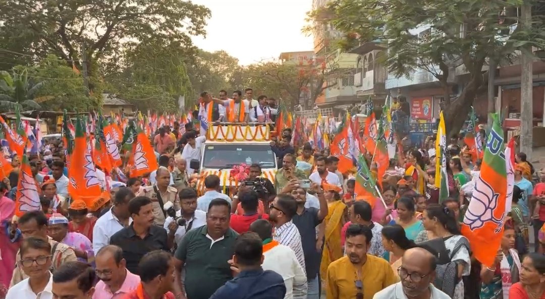 People from all sections of the society are eager to be part of the NDA Government's development journey again. Happy to see the unwavering support of the people during my participation in the road show in support of Shri Phani Bhusan Choudhury in Barpeta Road today. We are…