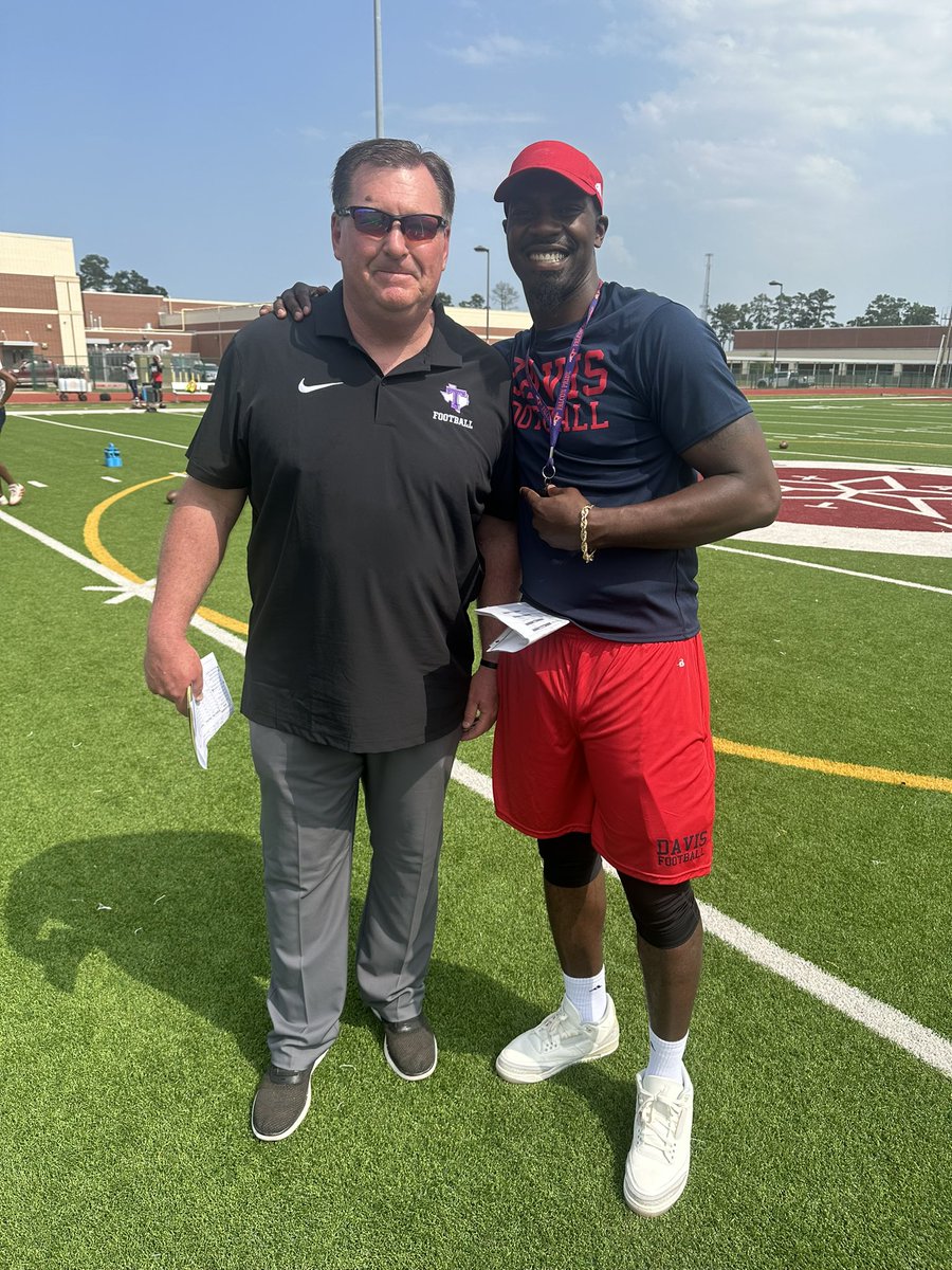 Shoutout to Coach Lee from Tarleton State University for stopping by Davis. We appreciate you! #BOD