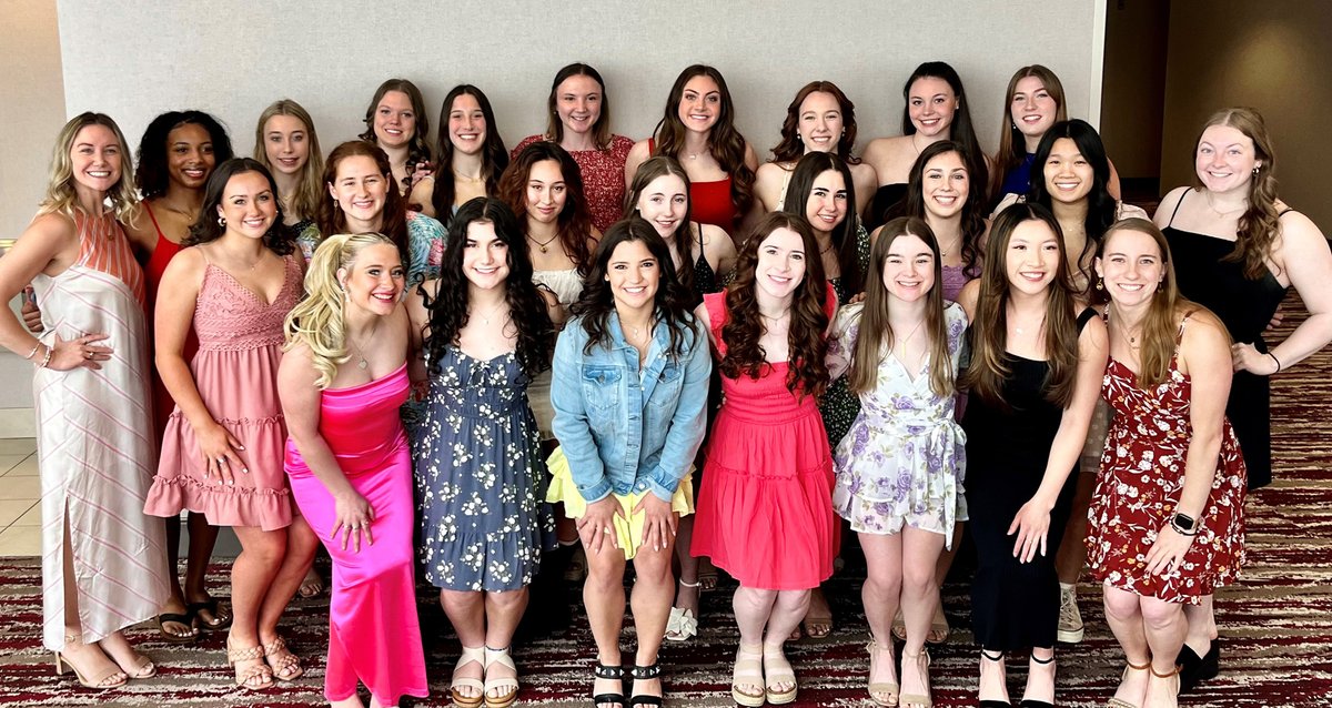 .@UrsinusGym recently held its team banquet and announced its Annual Team Awards #UpTheBears

ursinusathletics.com/news/2024/5/3/…