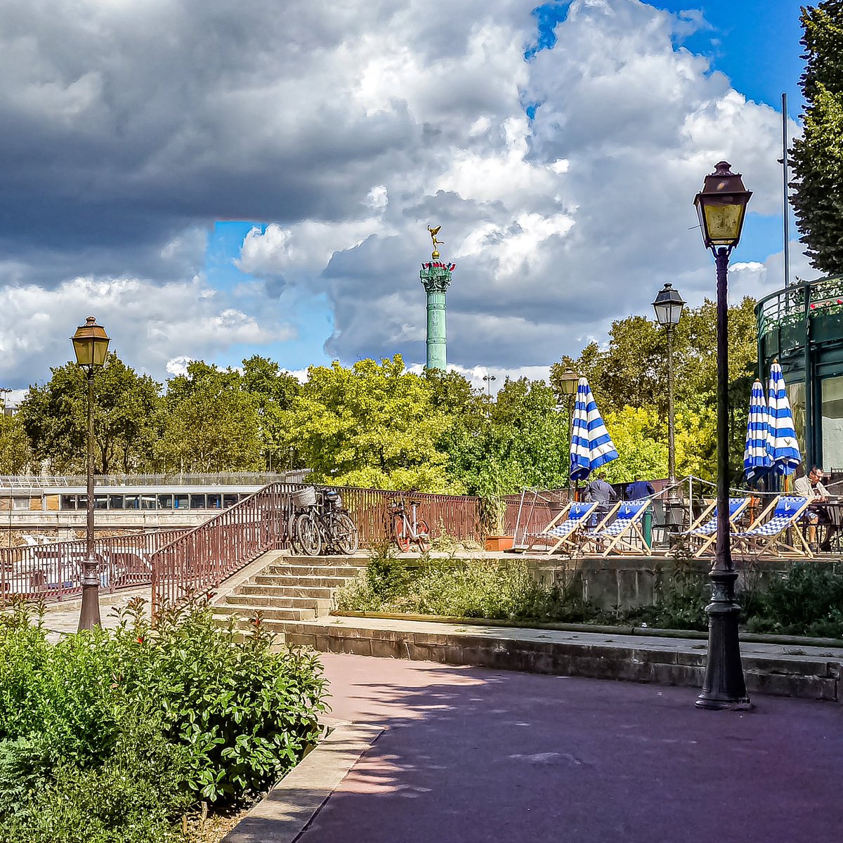 Colonne de Juillet depuis le port de l’Arsenal - Paris 12

#parisladouce #paris #pariscartepostale #parisjetaime #pariscityguide #paris12  #thisisparis #visitparisregion #patrimoine #architecture #streetofparis #portdelarsenal #bastille #colonnedejuillet #parispatrimoine