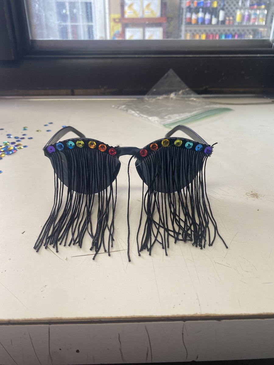 I just made @orvillepeck inspired sunglasses!