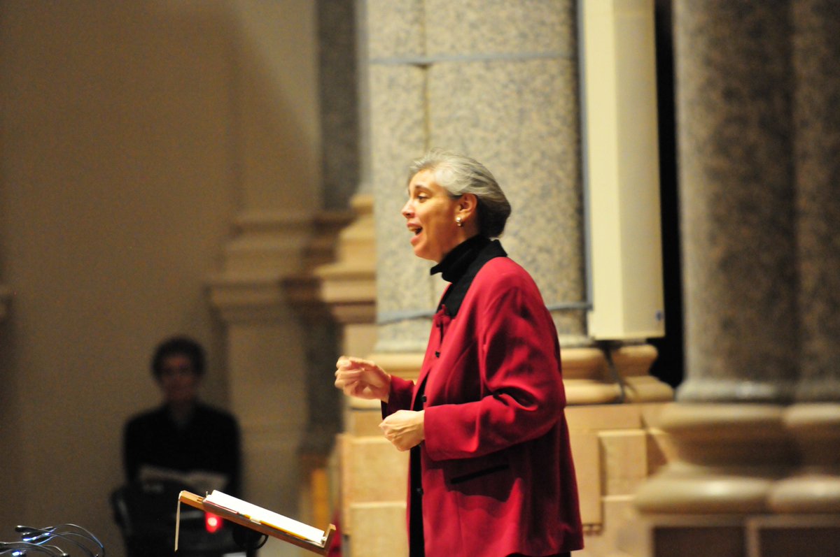 On Sunday, May 19, organist Lola Wolf will perform a concert centering around the theme of Mary. She will be joined by the monastic schola, directed by Sister Janine Mettling. S. Janine will also be a soloistJoin us and enjoy an afternoon of beautiful music! 🎼