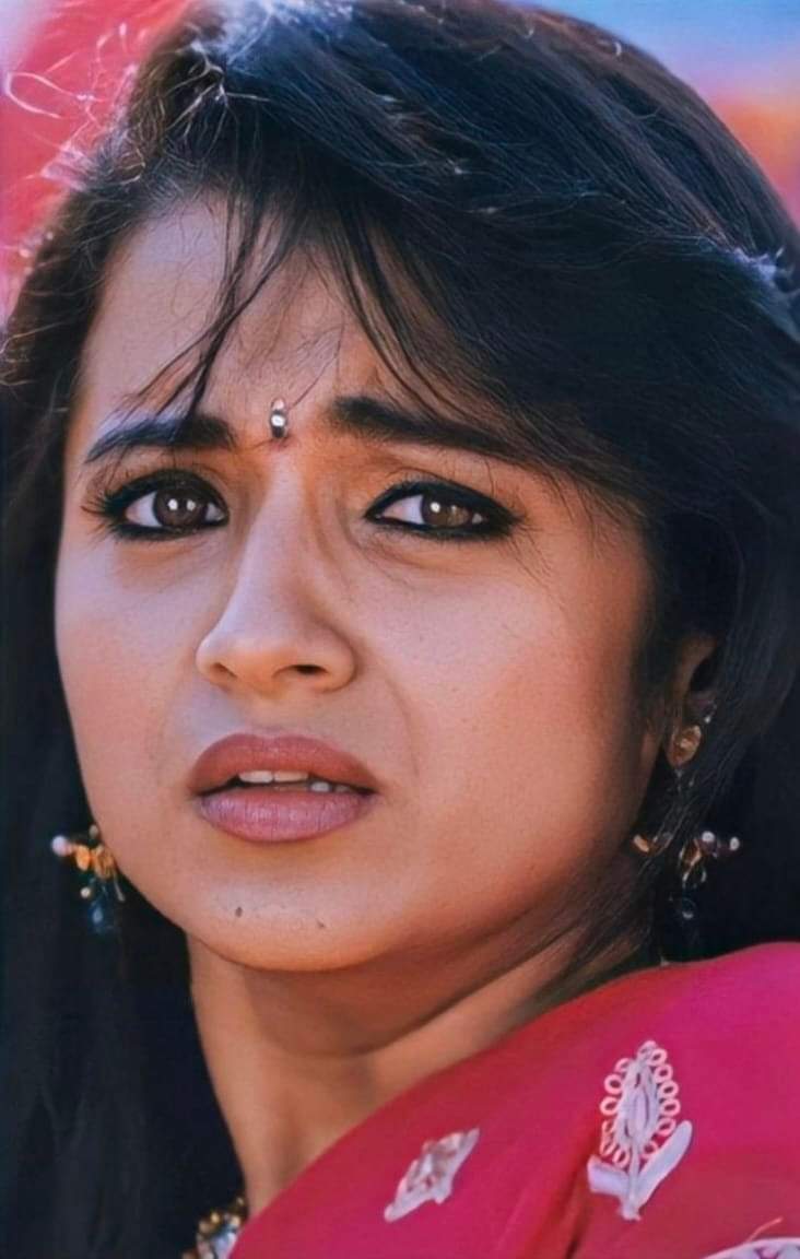 GMqlSOyagAA_rZf?format=jpg&name=medium