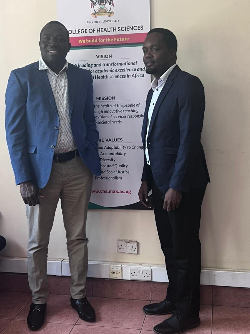 Our first PhD defense! One among our first cohort of PhD students on the Bioinformatics training program defended his thesis today. @Chriskintu2021 did research on the predictive utility of polygenic risk scores for chronic kidney disease, a condition affecting 10% of Africans.
