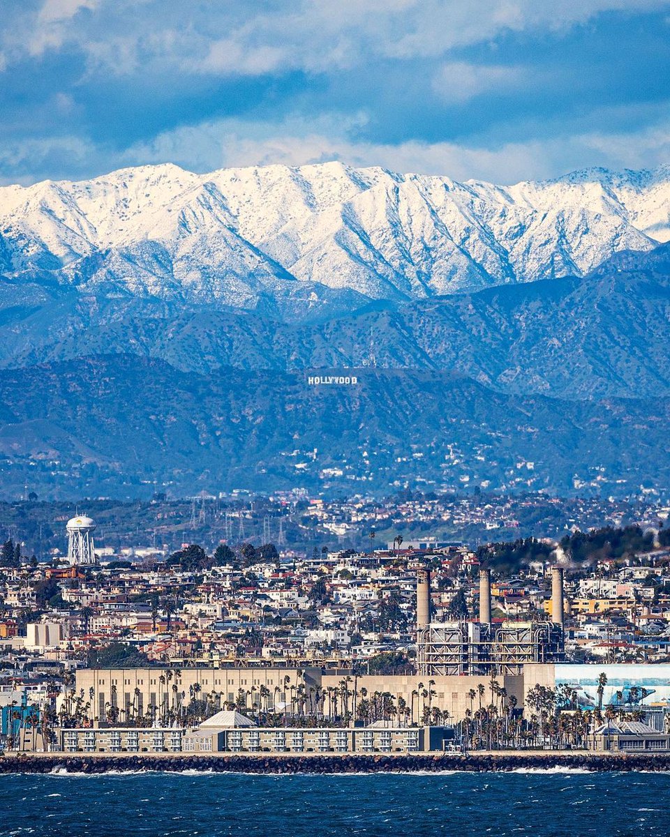 From the ocean to the mountains in Southern California. 📸: Brent Broza