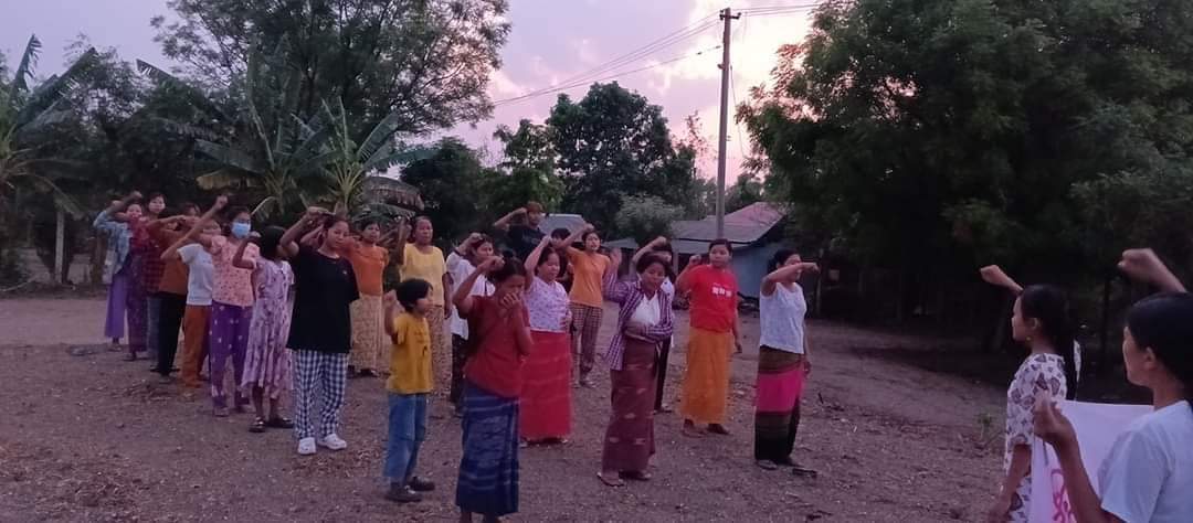 Anti-military dictatorship protest of pro-democracy residents in Yinmarpin Township, Sagaing Division
@UN @ASEAN @EUCouncil
@POTUS
#BanJetFuelExportsToMM
#2024May3Coup
#WhatsHappeningInMyanmar