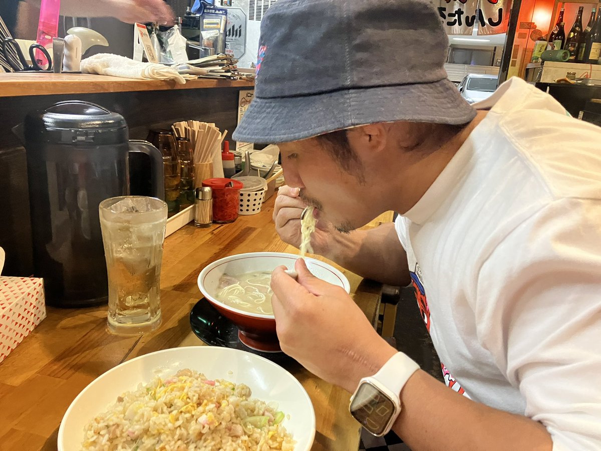 博多でラーメン食べてきました！ モデル・高橋ヒロム 財布・岡本佑介