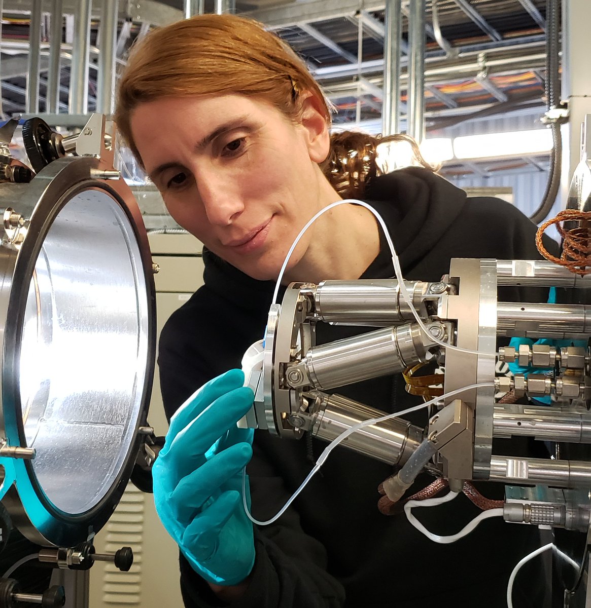 #OnTheBeamlines: Erica Pensini @GuelphEng @uofg used several beamlines at the CLS to help develop new methods for purifying contaminated #water in #aquifers using benign chemical compounds called amphiphiles. More: bit.ly/3QIAtuN #environment #pollution #cleanwater