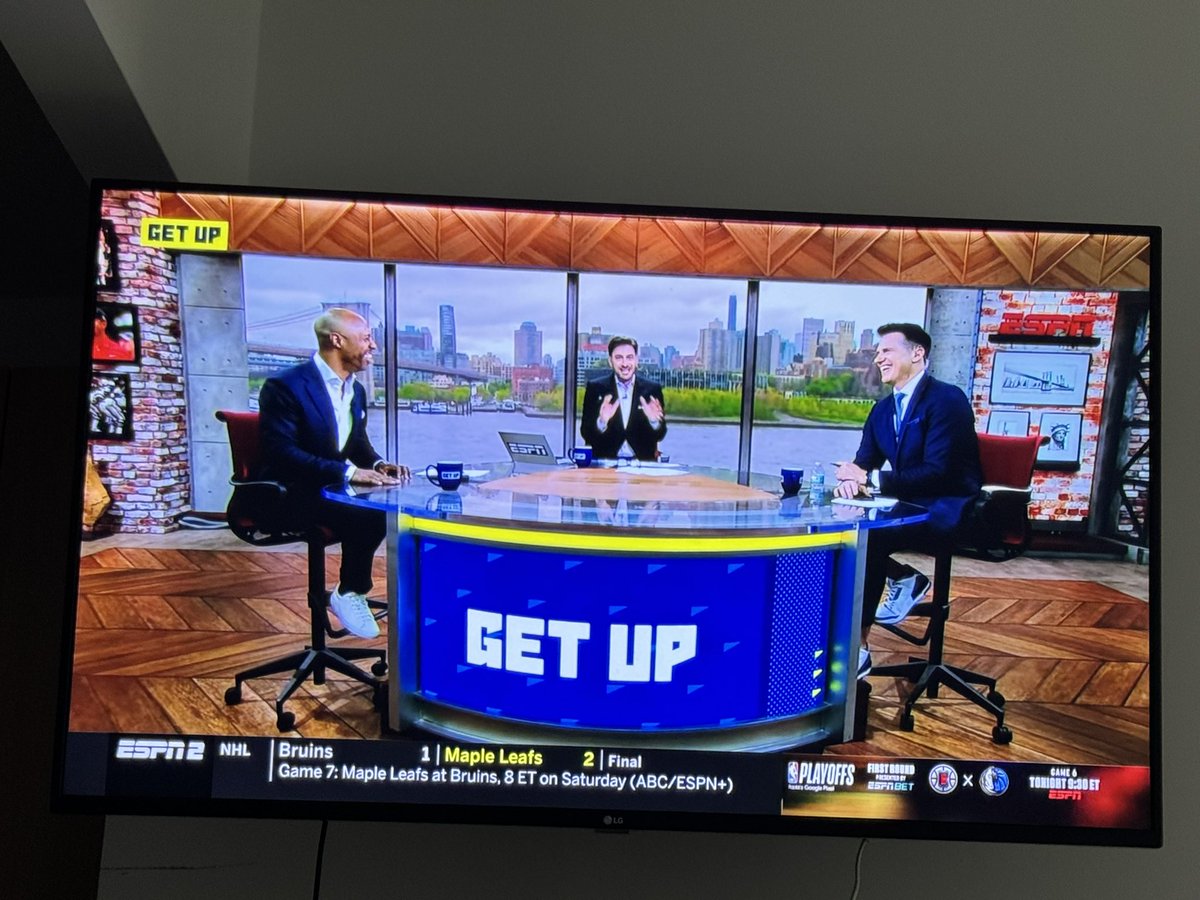 Shout out @alanhahn on an all time 24 hour run!! 📺🎙️🏀 Get Up to Radio to Knicks Pre/Post back to Get Up the next day all before Noon #NewYorkForever