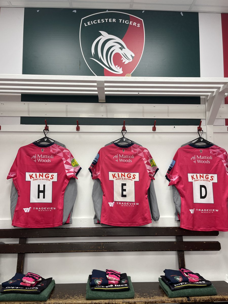 Changing room is set ahead of tonight.

#LEIvBL 🏉 #COYT 🐯