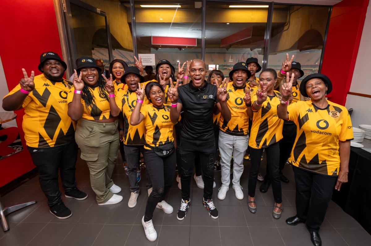 Thank you so much for your hospitality and generosity @KaizerChiefs  @ToyotaSA 💛🖤✌🏽 #KCToyota #DrivingTheFans