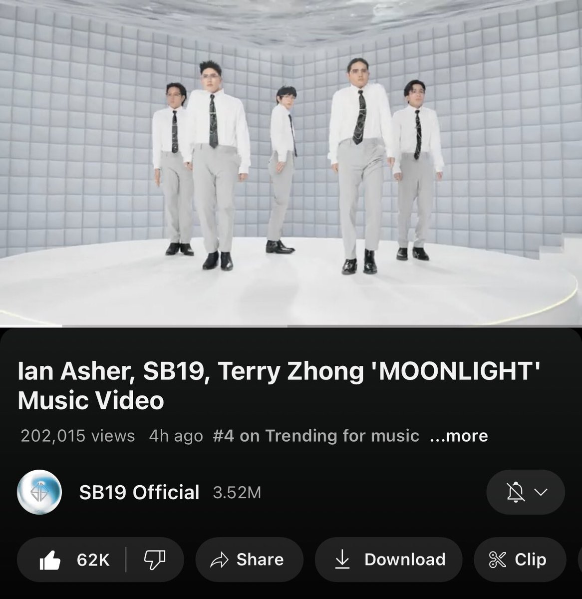 Quick update, MOONLIGHT just reached 200k views before 12 midnight PST and currently sitting #4 Trending in Music.

@SB19Official #SB19
#MOONLIGHTMVOutNow
#NewMusic