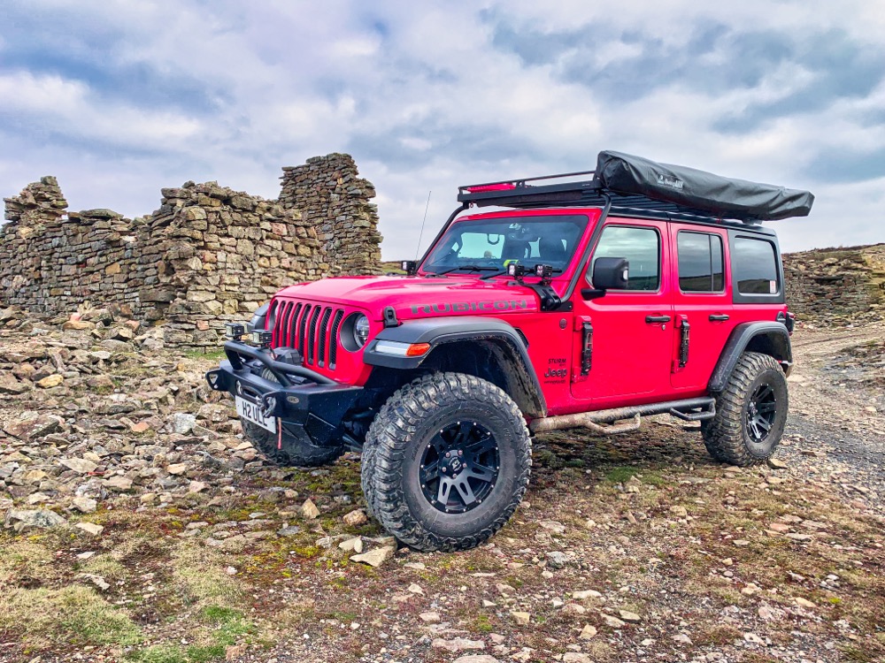 Driving around ruined cowhouses in the Yorkshire Moors. #Jeep #ItsAJeepThing #JeepFamily #JeepLife #JeepLove #Authentic #Adventure #JeepWrangler #JeepRubicon #JeepSahara #YorkshireDales #offroad #carreview