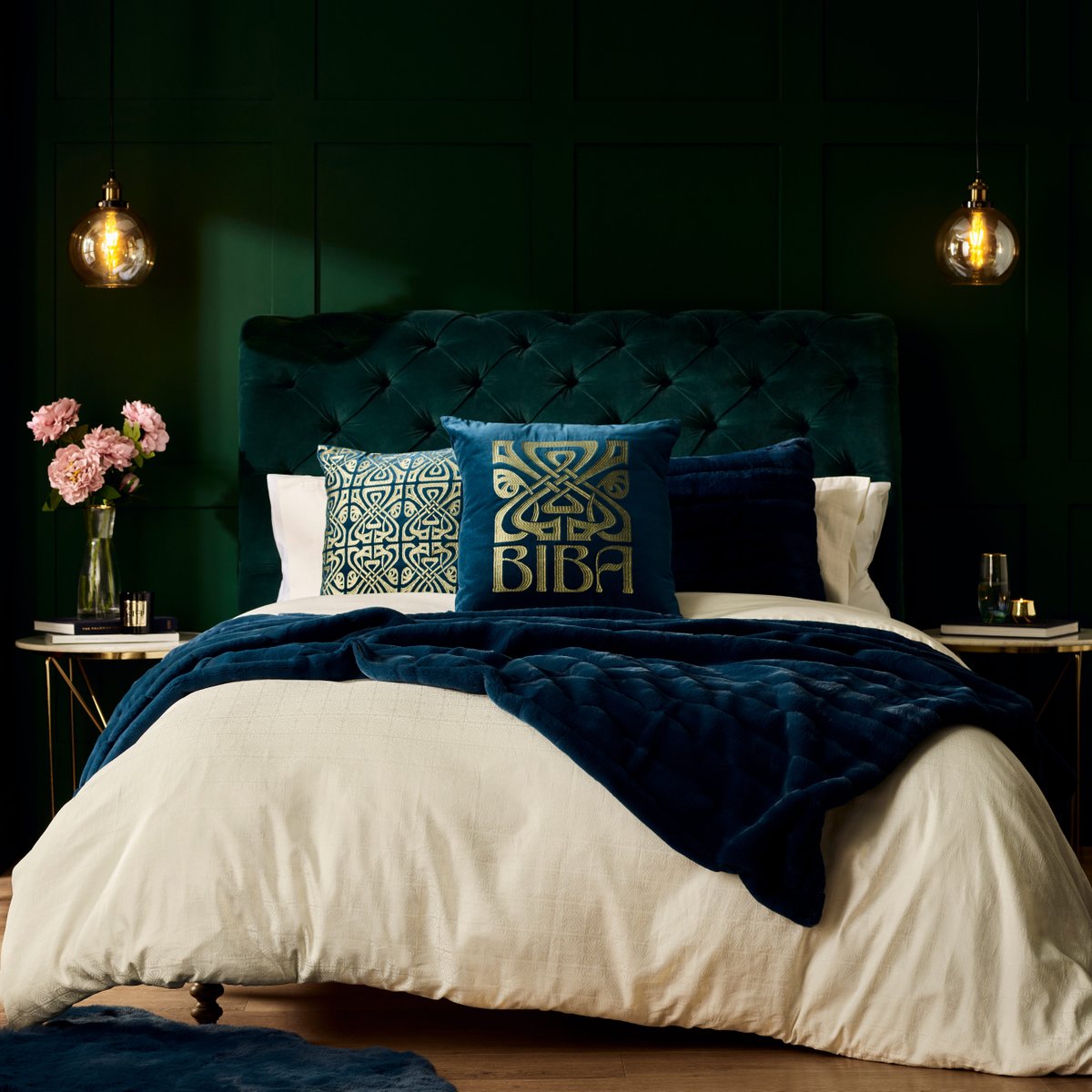 Add the finishing touch of Biba pillows around your home 🏠 🖤 ✨ Discover Biba Home house-of-fraser.visitlink.me/byTvJs #Biba #BibaHome #Home #Homeware #HouseOfFraser