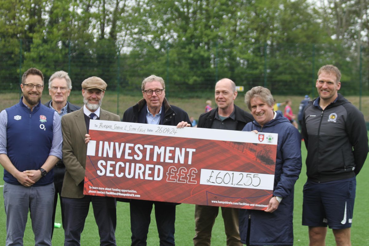 £601,255 grant from the @FootballFoundtn aids new 3G pitch for the local community in Fordingbridge. The facility welcomed local hero Harry Redknapp to formally open the facility last week 🏟

Find out more 👇
bit.ly/3QpTz9G
