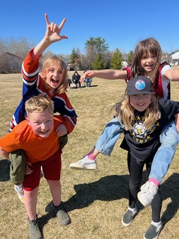 Big shoutout to @TimberleaSchool for representing FMPSD at the Mini Knights Elementary Rugby Tournament yesterday!

@annaleeskinner
#FMPSD #YMM #RMWB