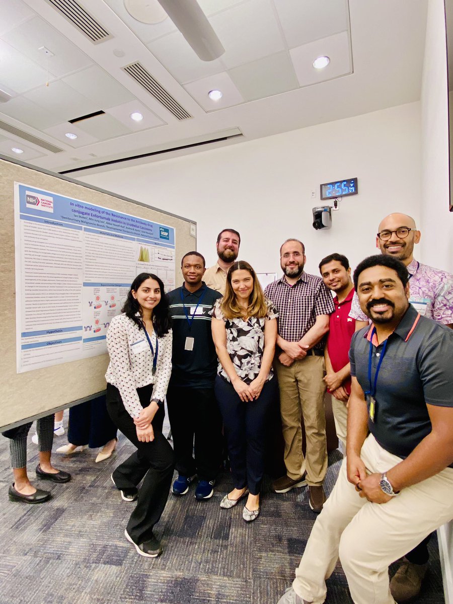 Proud of our post-bacs students during #PostBacPosterDay @NIHClinicalCntr @NIH @NCIResearchCtr @nciccr_gmb @NIH_EDI. Here they present their hard work in our lab Hooray 🎉 for Sally Weng, Nisha Kalmadi, and Ian Stukes!