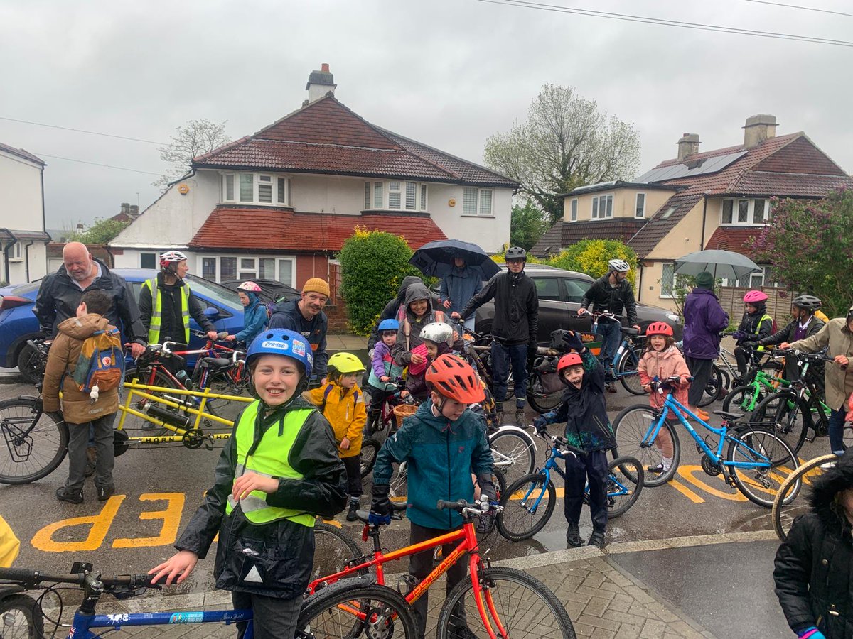 30 soggy @CoopersLaneSch riders on our #CoopersLaneBikeBus this morning in @LewishamCouncil . Great turn out on a day like today, made even more joyful with the return of our resident DJ Bicycle. We hope you will join us one week @Brenda_Dacres @willnorman @MarkDJacks1 @SadiqKhan
