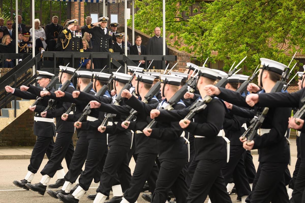 Today's Ceremonial Divisions showcased the #RoyalNavy at its finest! 

Over 800 sailors paraded before Second Sea Lord & Deputy Chief of Naval Staff, Vice Admiral Martin Connell CBE. 

Congratulations to all, especially those recognised for their excellence.

#CeremonialDivisions