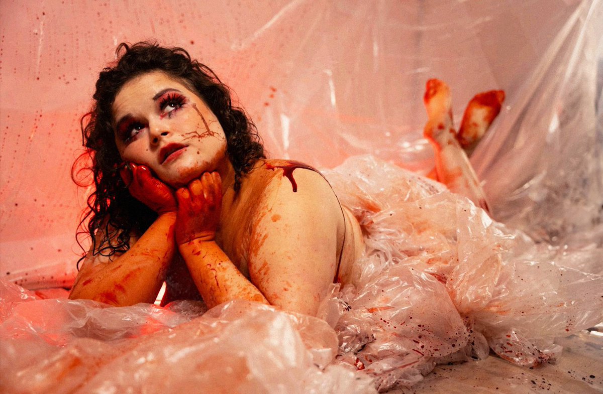 “You like Huey Lewis and the News?” 💦🥽🥩🔪
•
❤️‍🔥 GASH THEATRE PRESENTS: SHELLEY ❤️‍🔥
<a href="/CamdenPT/">Camden People's Theatre</a> // May 10 &amp; 11 // 9 PM
•
🥵 TICKETS: cptheatre.co.uk/whatson/Shelley 🥵
