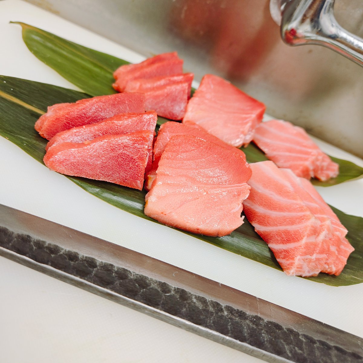 #bluefintuna #omakase of the day ;) 

sashimi-dc.square.site/product/bluefi…