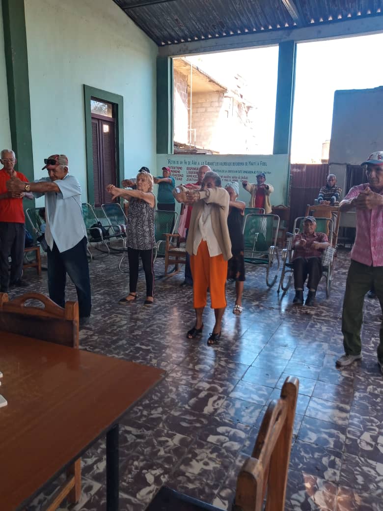 Casa de abuelos Demetrio Presilla en #Mayarí. Trabajo con los adultos mayores para brindar mejor calidad de vida. #CubaPorLaSalud #HolguínEsSalud #HolguinSi