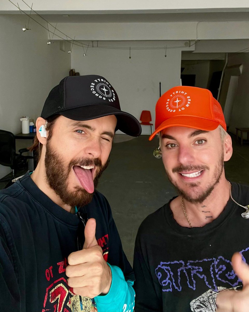 didi_1316's tweet image. #jaredleto #shannonleto #marsarmy #30secondstomars 🤩