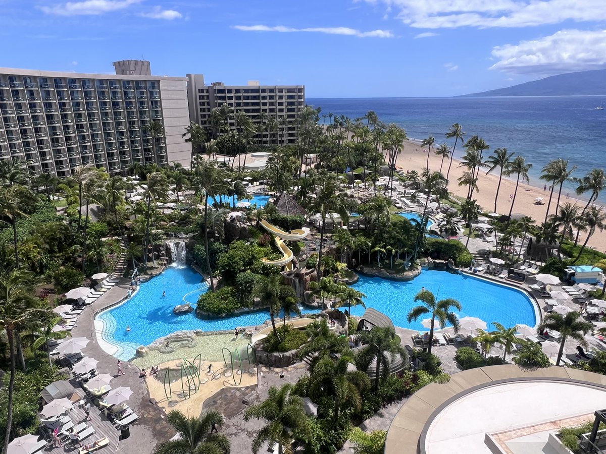 Look at this view 🤩 from the @WestinKaanapali