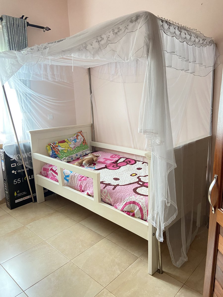 Kids bed on sale Both of them are 750k Dm or call 0757601694
