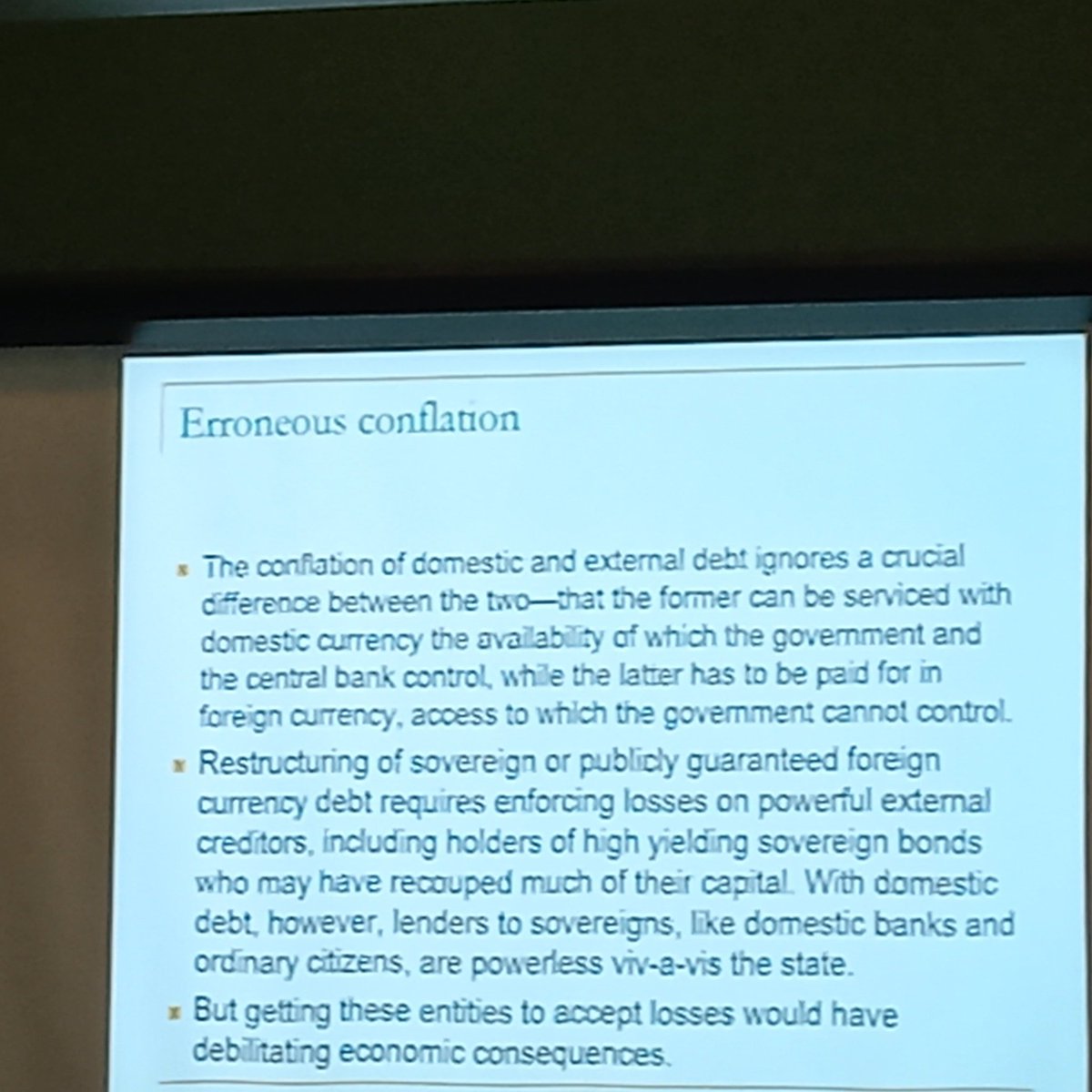 Day1: #Sovereign debt and Climate Finance Conference at UMass with Peri and @DevEconNetwork. @cpc01  shows why the IMF is mistaken to treat in a similar way domestic debt and fx debt.