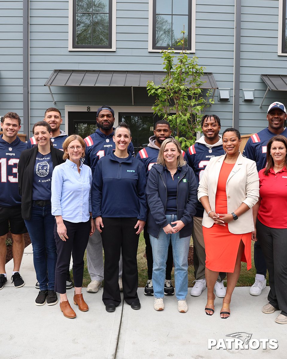 There’s no place like home ❤️💙 The @PatsFoundation teamed up with @MyBobs and @fosterforward to furnish apartments for young adults transitioning out of foster care: bit.ly/4acSFEA