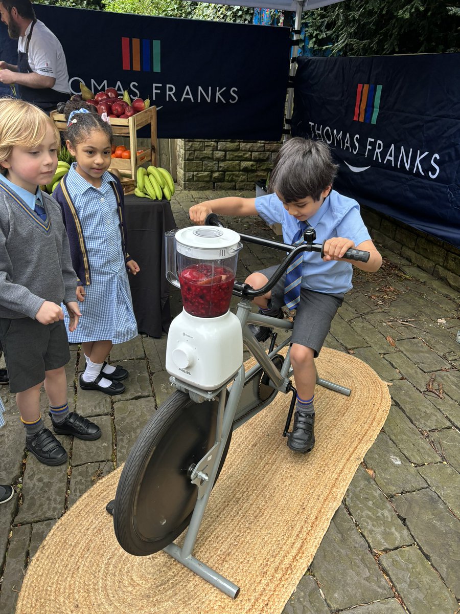 Reception had a great time on the Thomas Franks Smoothie bike. Food is fuel but even better if it tastes delicious and is healthy. @MylnhurstNews