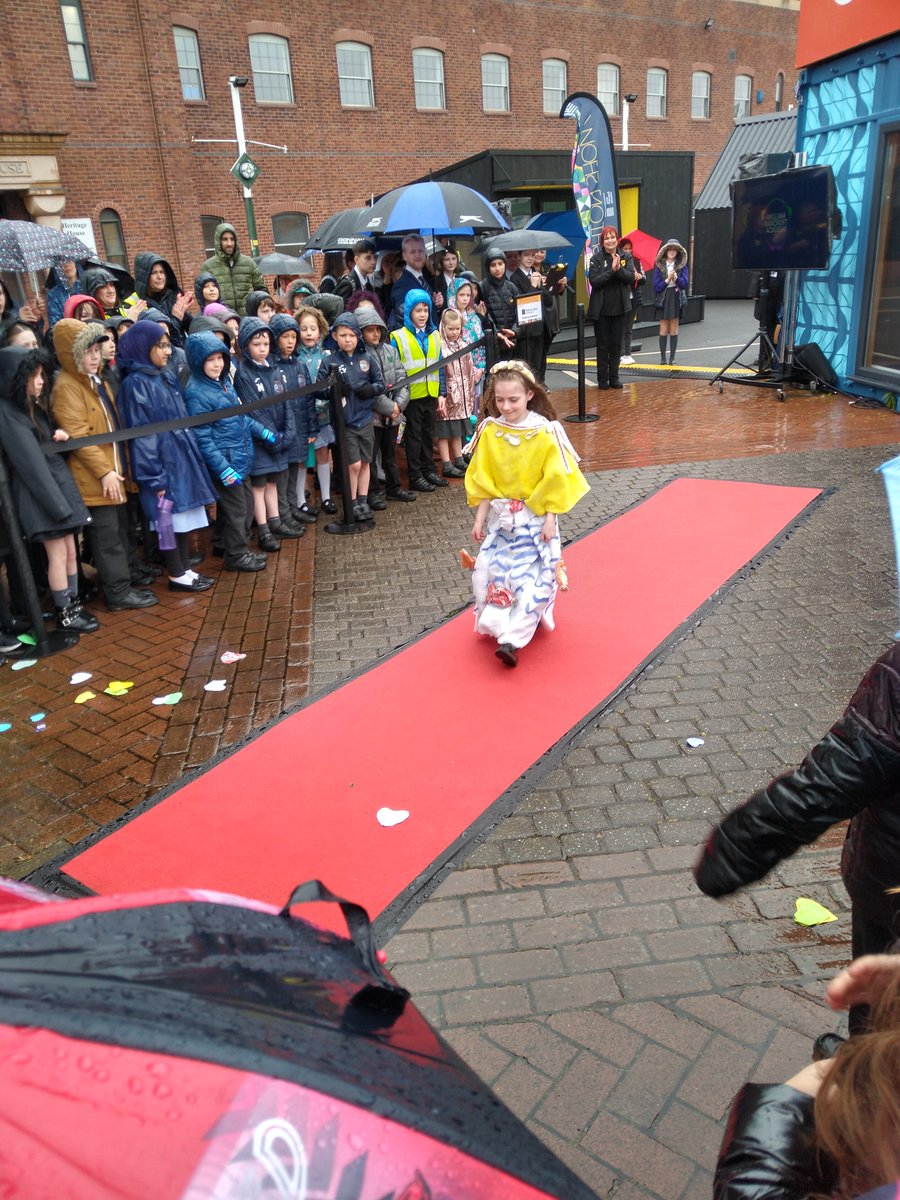 Congratulations to everyone at WBJS involved in today's Trashion Show. Our seaside themed dress looked fabulous on the catwalk - even in the rain! @WBJJuniorSchool