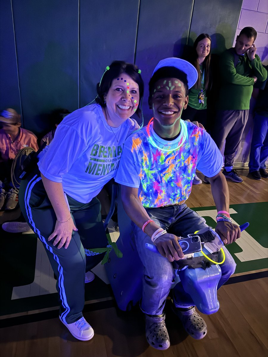 Best Half Day Ever <a href="/BrenhamHS/">Brenham High School</a> 💚
<a href="/GriffinAdmin/">Jennifer Griffin</a> <a href="/BrenhamHSCook/">Sarah Cook</a> <a href="/SmittyA77/">Aaron Smithers M.Ed; BS Secondary Ed; BA Theater</a> <a href="/mrscoachlopez/">Jays</a> <a href="/JefferyToliver/">jtoliver</a>